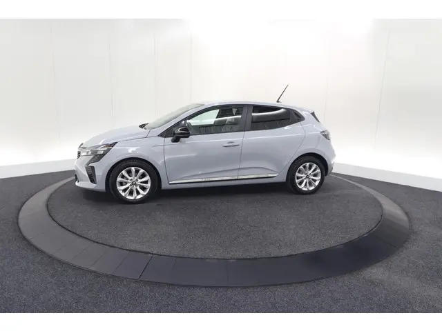 Renault Clio TCe 90 Evolution 2024 Benzine 73