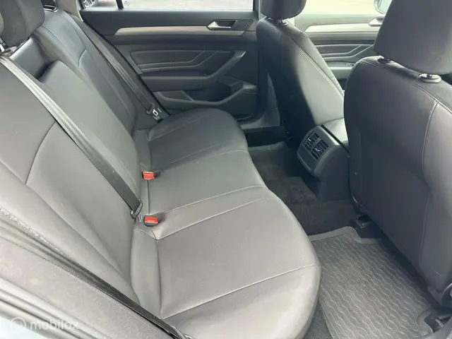 Volkswagen Passat Variant 2.0 TDI AUTOMAAT 2023 Diesel 23
