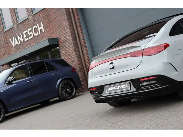Mercedes-Benz EQE 300 AMG Line 89 kWh | 2024 Elektrisch 21