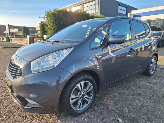 Kia Venga 1.4 CVVT First Edition (trekhaak) 2015 Benzine 4