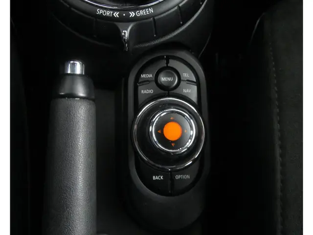 MINI Cooper Mini 1.5 Automaat Chili 2016 Benzine 40