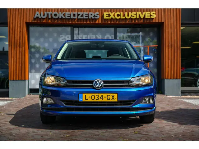 Volkswagen Polo 1.0 TSI Comfortline 2021 Benzine 3