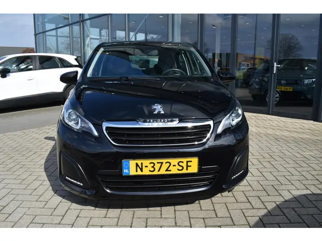 Peugeot 108 1.0 e-VTi Active 2021 Benzine 9