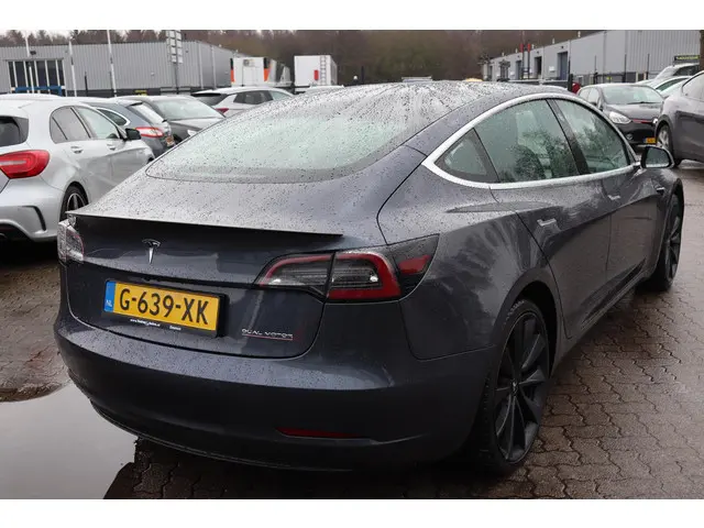 Tesla Model 3 Performance AWD 75 kWh 2019 Elektrisch 5