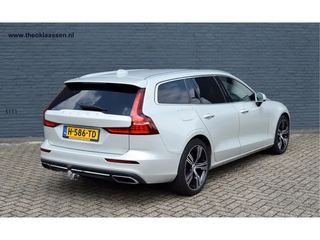 Volvo V60 2.0 T4 R-Design Automaat 2020 Benzine 6