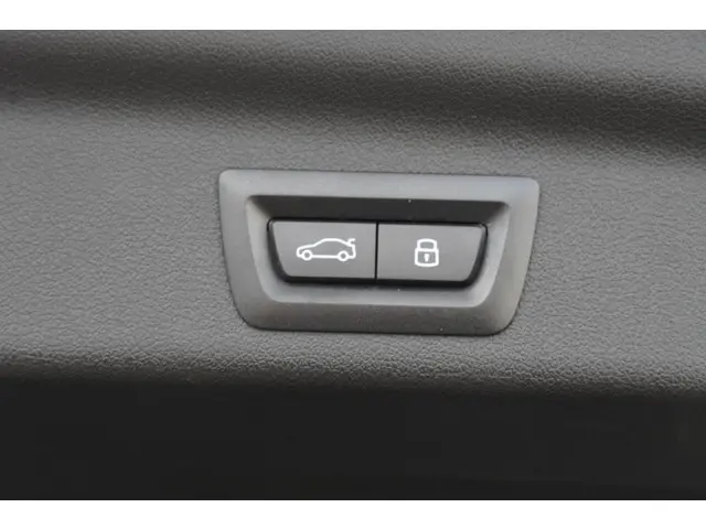 BMW X1 xDrive25e 2024 Hybride Benzine 22