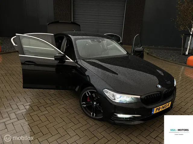 BMW 5 Serie 520i High Executive 2017 Benzine 2