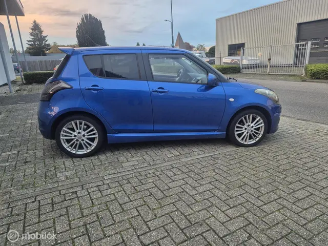 Suzuki Swift 1.6 Sport 2014 Benzine 3
