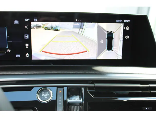 Peugeot 5008 HYBRID 145 ALLURE 2025 Hybride Benzine 23