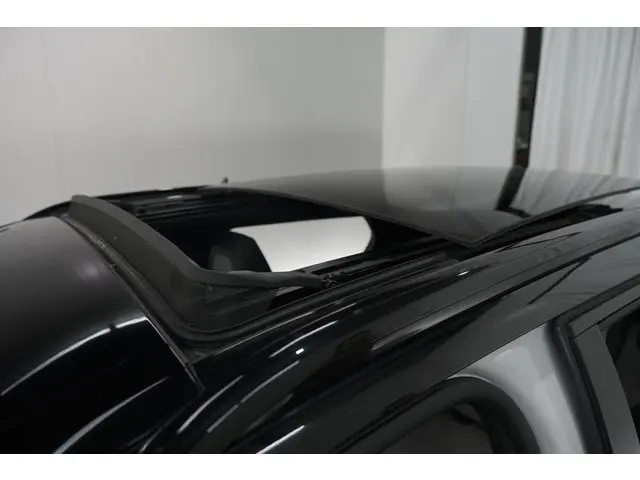 Peugeot e-2008 EV GT Pack 50 kWh 2021 Elektrisch 24