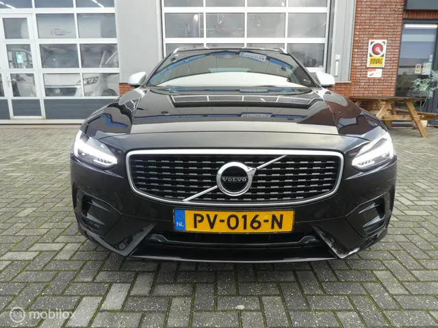 Volvo V90 2.0 T5 R-Design 2017 Benzine 8