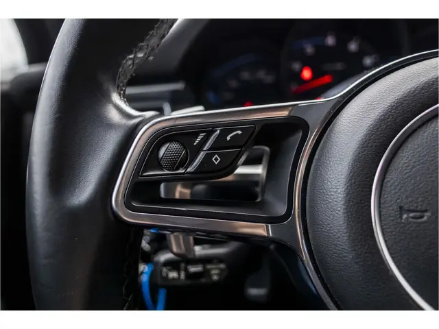 Porsche Macan 2.0 2018 Benzine 32