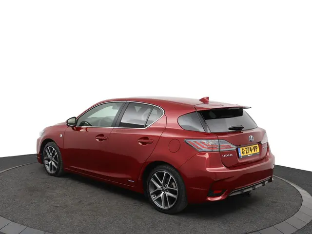 Lexus CT 200h F Sport Line 2016 Hybride Benzine 13