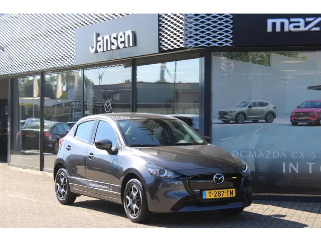 Mazda 2 2