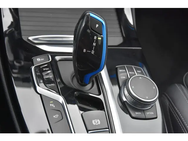 BMW iX3 High Executive 80 kWh 2021 Elektrisch 17