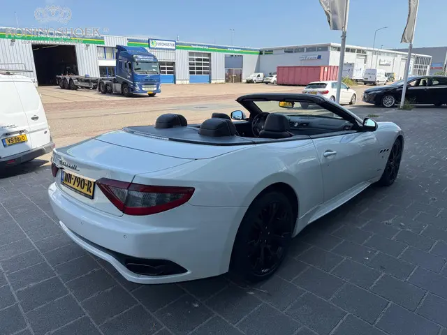 Maserati GranCabrio 4.7 Sport 2014 Benzine 8