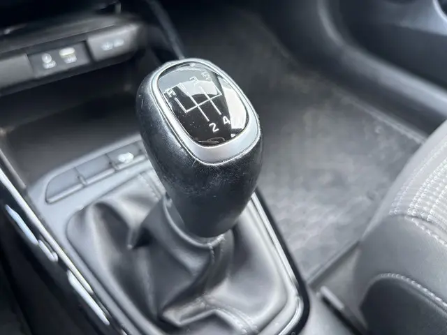 Kia Stonic 1.0 T-GDi DynamicPlusLine 2019 Benzine 22