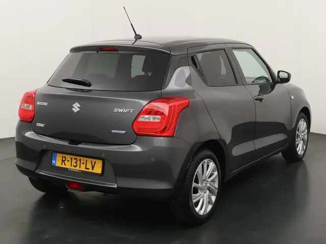 Suzuki Swift 1.2 Select Smart Hybrid 2022 Benzine 5