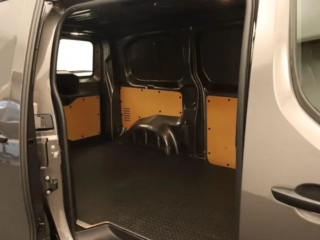 Toyota ProAce Long Worker 2.0 D-4D AUTOMAAT 2024 Diesel 16