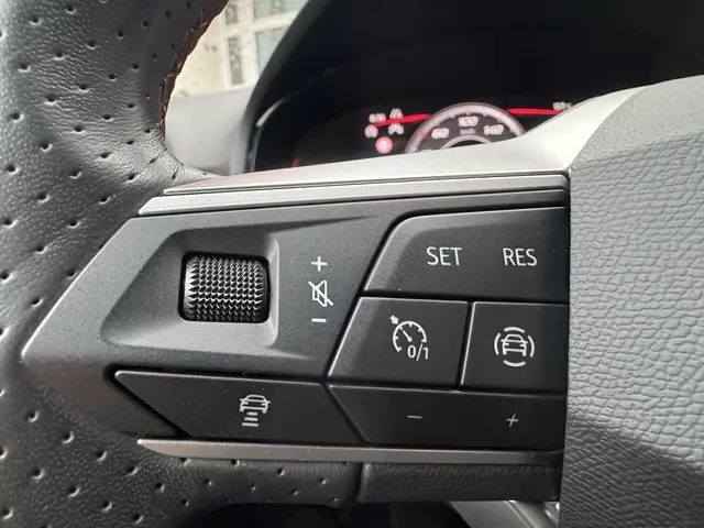 SEAT Arona 1.0 TSI FR Business Connect 2023 Benzine 22
