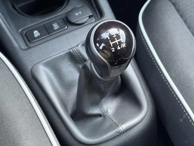 SEAT Mii 1.0 Sport Connect 2016 Benzine 24