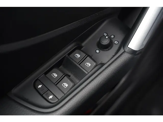 Audi Q2 35 TFSI epic 2020 Benzine 30