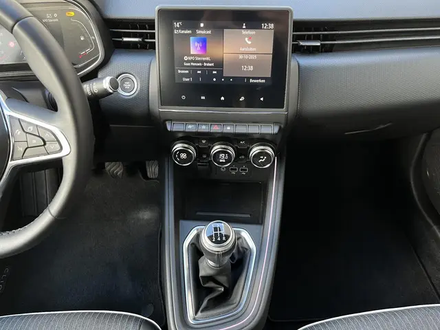 Renault Clio 1.0 TCe Intens 2020 Benzine 10