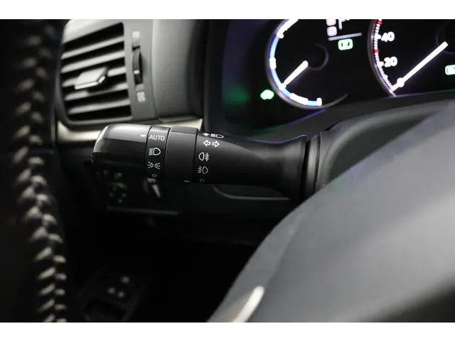 Lexus CT 200h Business Line 2019 Hybride Benzine 30