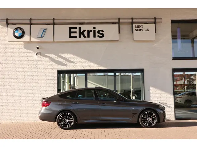 BMW 3 Serie Gran Turismo 320i 2020 Benzine 6