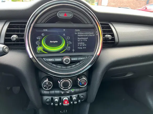 MINI Cooper Mini 1.5 Business 2015 Benzine 18