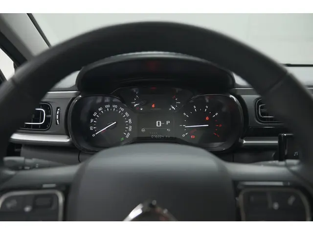 Citroën C3 PureTech 110 EAT6 Shine 2020 Benzine 38