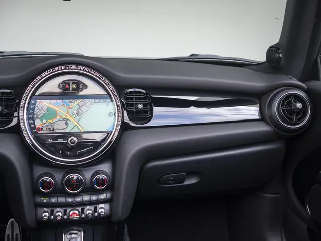 MINI Cooper Cabrio John Works Aut. 2021 Benzine 11