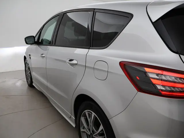 Ford S-Max 1.5 160 PK ST-LINE 7-PERSOONS 2018 Benzine 12
