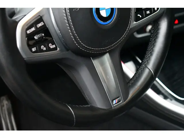 BMW X5 xDrive50e M-Sport 2023 Hybride Benzine 60