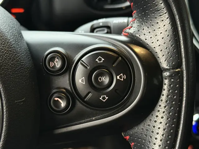 MINI Countryman Mini 1.5 Cooper Pepper 2017 Benzine 24