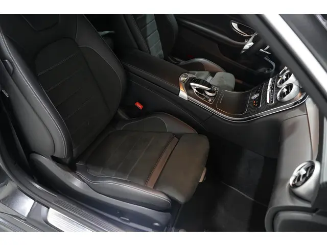 Mercedes-Benz C-Klasse Cabrio 180 AMG Line 2023 Benzine 50