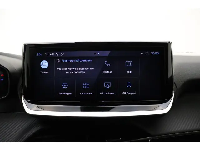 Peugeot 2008 1.2 PureTech 100 Allure 2024 Benzine 48