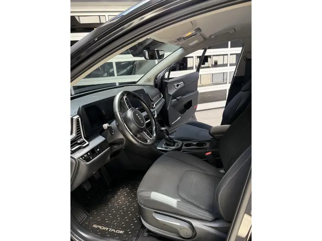 Kia Sportage 1.6 T-GDi MHEV DynamicLine 2022 Benzine 6