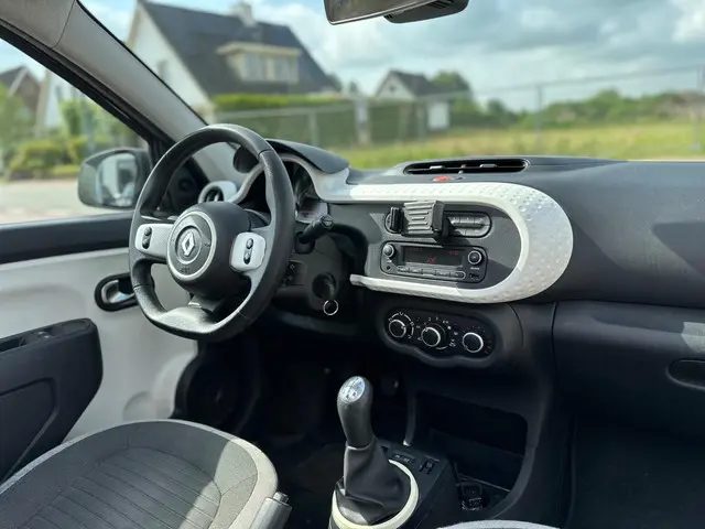Renault Twingo 1.0 SCe Expression open dak ! 2015 Benzine 14
