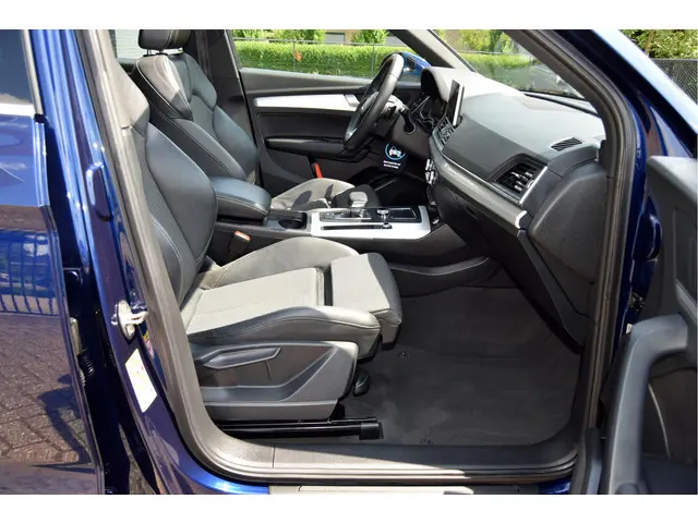 Audi Q5 45 TFSI quattro S edition 2019 Benzine 21