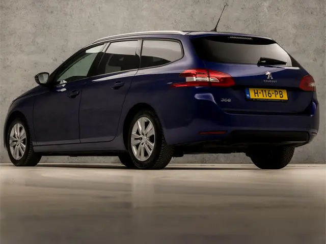 Peugeot 308 SW 1.2 PureTech Sport 2020 Benzine 3