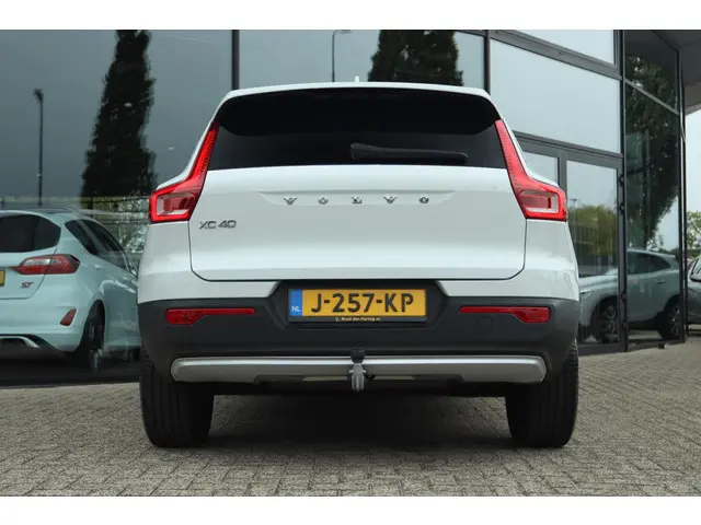 Volvo XC40 1.5 T2 AUT. BUSINESS PRO 2020 Benzine 9