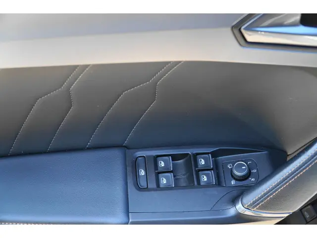 CUPRA Formentor 2.0 TSI 4DRIVE 2021 Benzine 18