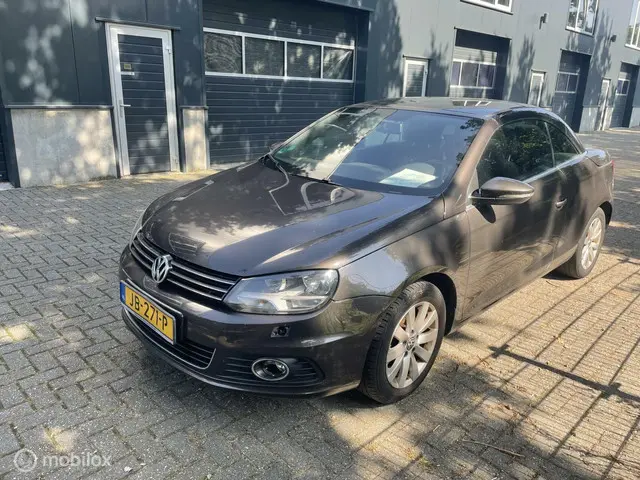 Volkswagen Eos 2014 180km airco/apk/nap/cruise 2014 Benzine 9