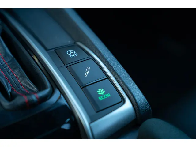 Honda Civic 1.0i VTEC EXECUTIVE SPORTPACK 2022 Benzine 26