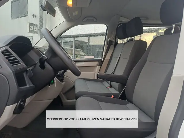 Volkswagen Transporter Kombi 2.0 TDI L1H1 2019 Diesel 10