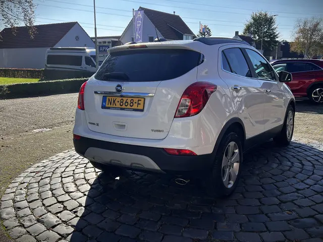 Opel Mokka X 1.4 Turbo Innovation 2017 Benzine 4