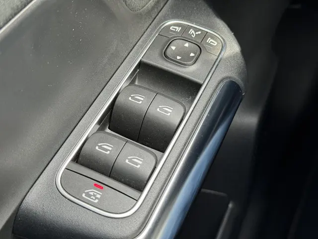 Mercedes-Benz GLA AMG 35 4MATIC 2021 Benzine 47