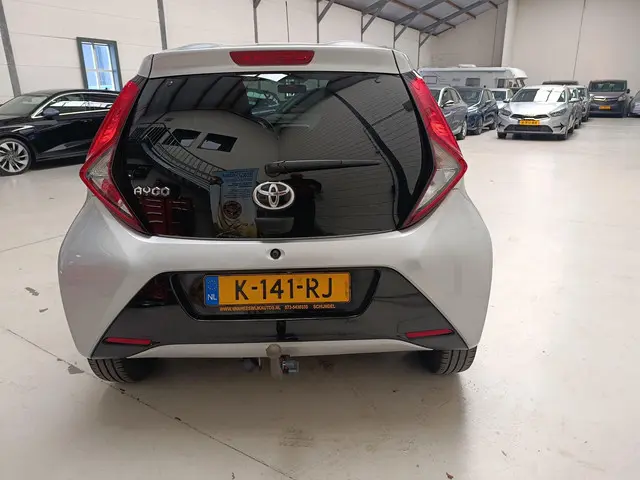 Toyota Aygo 1.0 VVT-i x-joy 2021 Benzine 10