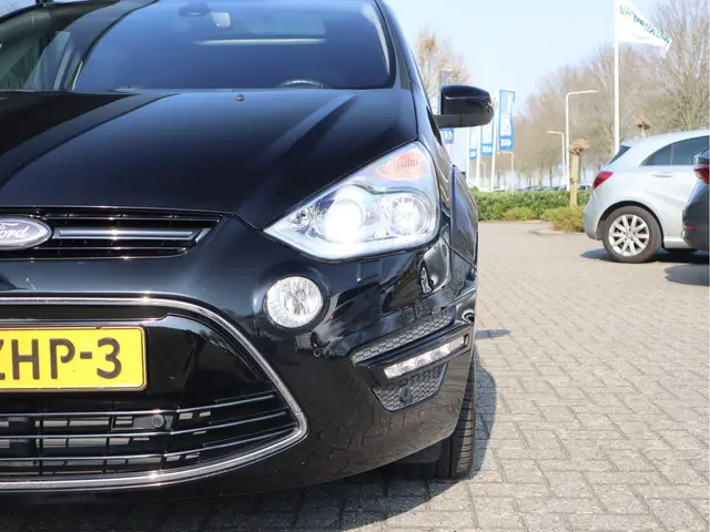 Ford S-Max 2.0 EcoBoost S Edition 7 pers. 2012 Benzine 30